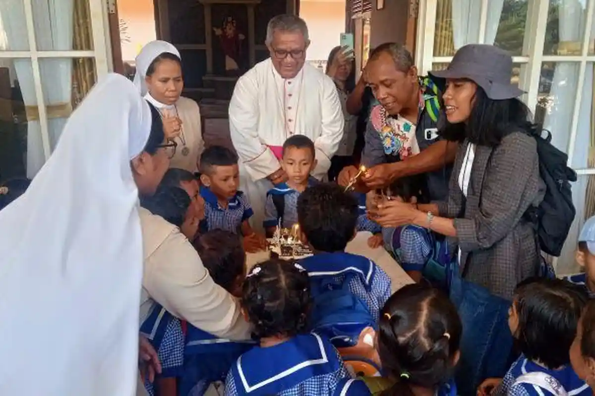 Tour TKK Sang Timur: Kunjungi 4 Intansi hingga Rayakan HUT Tahbisan Uskup Maumere 