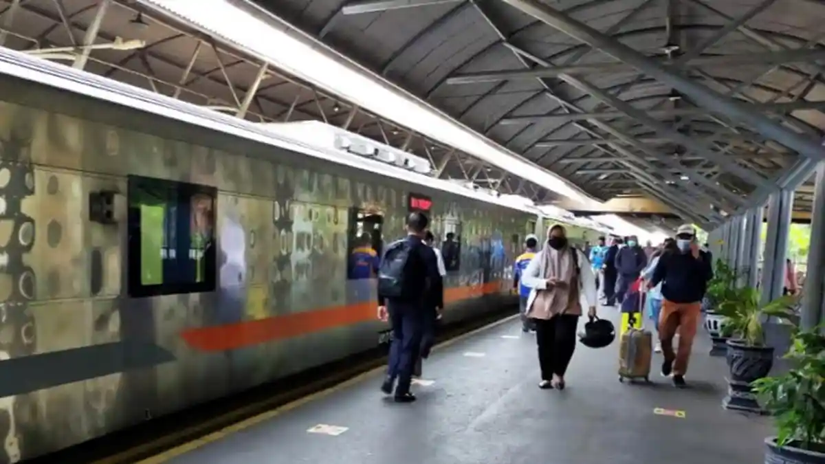 Libur Nataru, Okupansi Penumpang di Wilayah PT KAI Daop 8 Surabaya Hari Ini Diprediksi Lebih Rendah