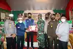 Putus Penyebaran Covid-19 Bupati Banjar Saidi Mansyur Kunjungi Posko Pelayanan Operasi Ketupat Intan