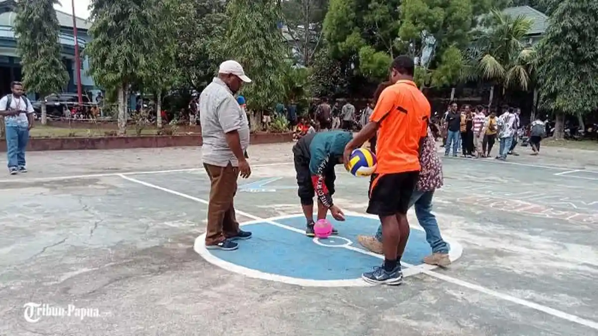 Pemkab Tolikara Buka Turnamen HMPT Cup III di Jayapura Papua