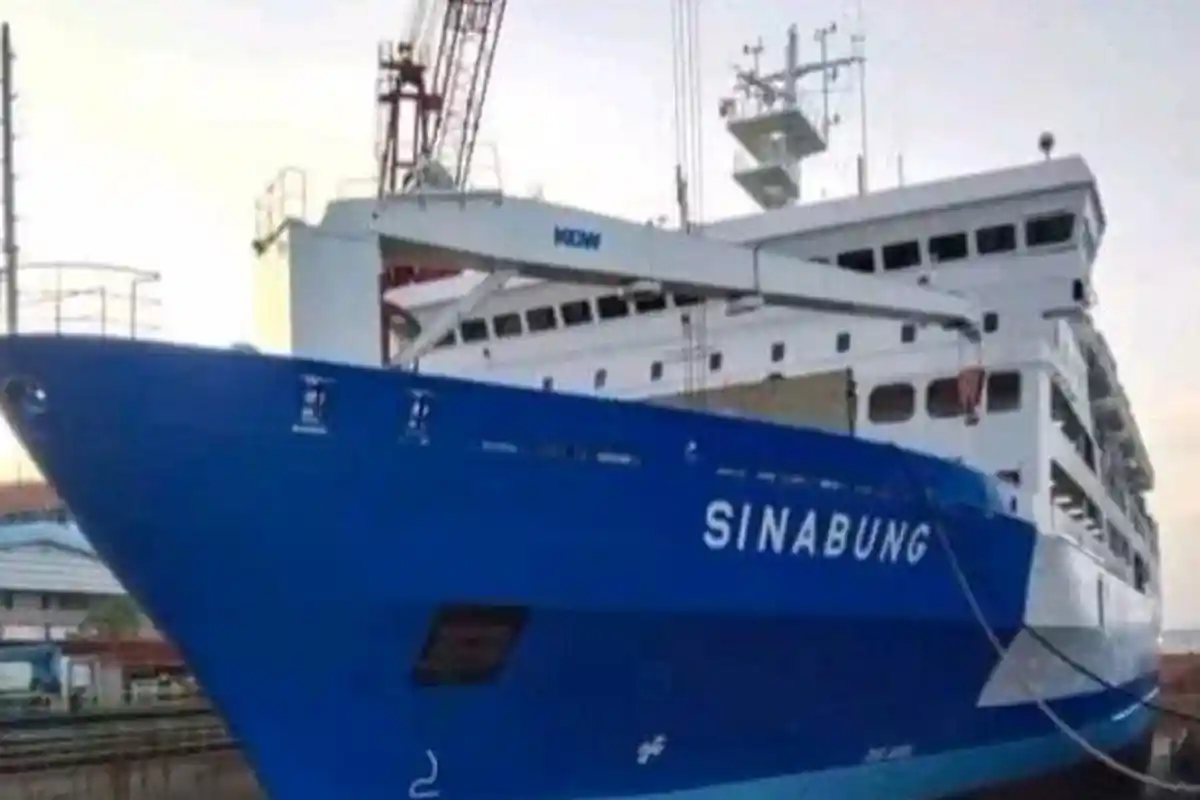Jadwal KM SINABUNG 17- 27 Juli 2024: Rute Ternate, Babang, Sorong, Biak, Jayapura, Surabaya, Baubau
