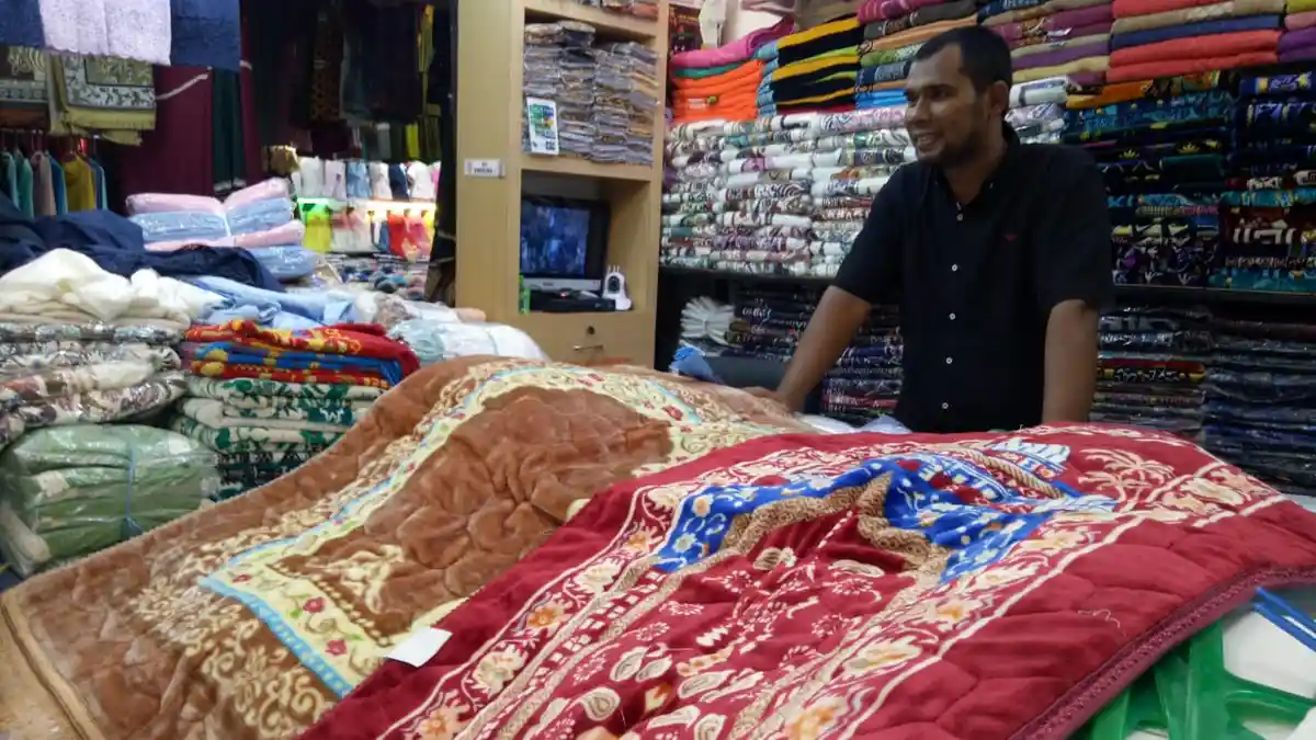 Sajadah Malaya Banyak Diincar Selama Ramadhan, Ini Harganya