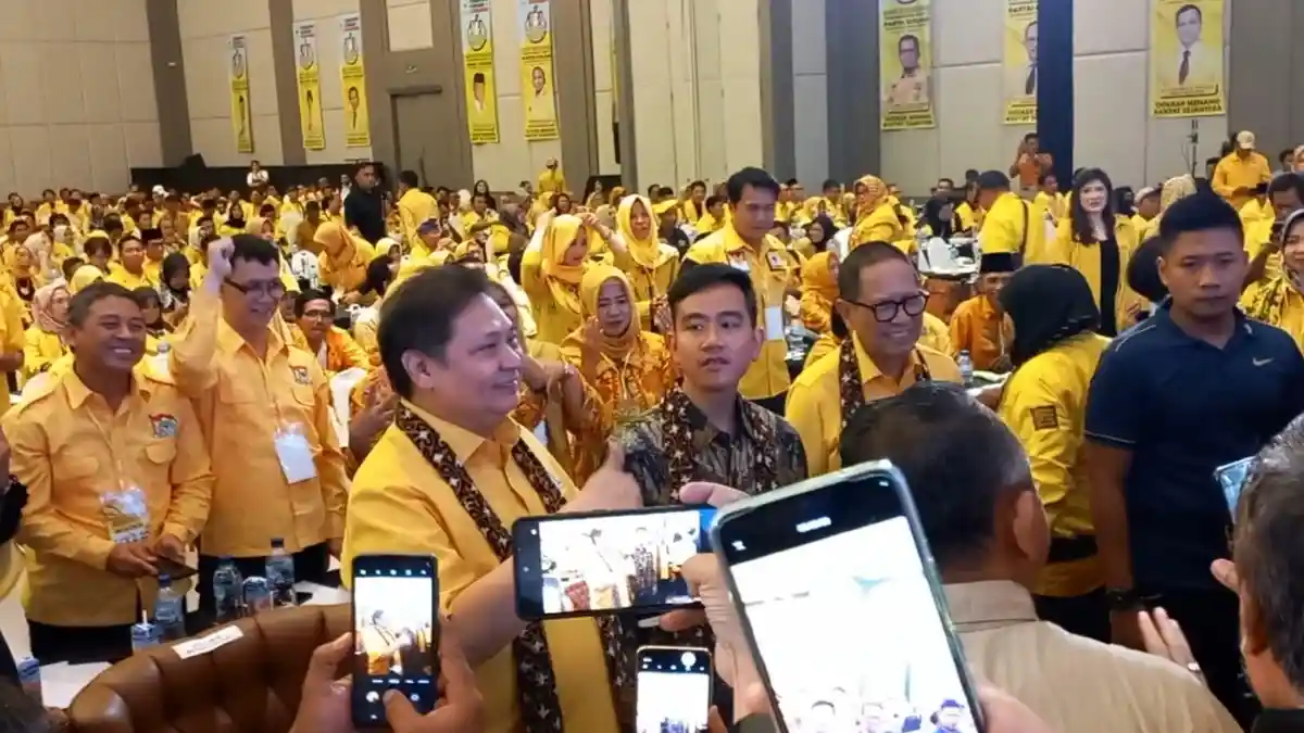 Bareng Airlangga Hartarto, Gibran Hadiri Rapat Pemenangan Golkar Jateng di Sukoharjo