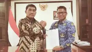 Tahlis-Gallang-dipastikan-akan-dilantik-sebagai-Sekretaris-Provinsi-Sekprov-Sulawesi-Utara.jpg