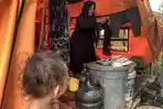 Curhat Penyintas Banjir Aceh Tamiang, “Mak, Kita di Tenda ini Sampai Kapan?”