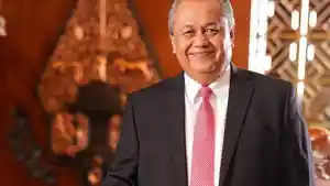 Perry-Warjiyo-kembali-menjabat-sebagai-Gubernur-Bank-Indonesia.jpg