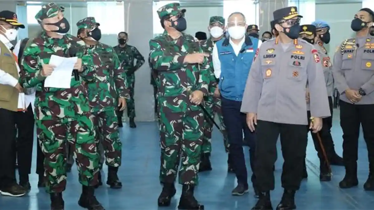Kapolri Instruksikan Jajarannya Percepat Distribusi Bansos PPKM Darurat kepada Warga