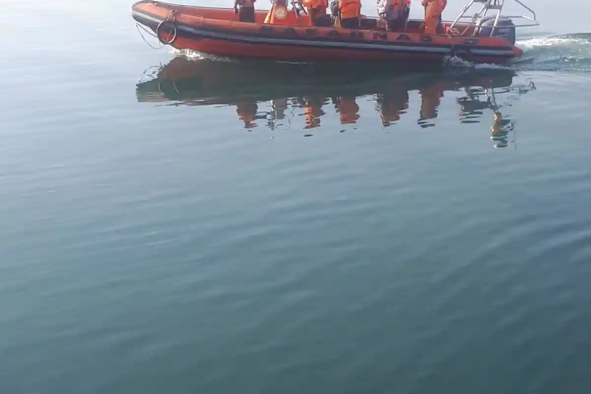 Gabriel Gago Lompat dari KMP Inerie II ! Nihil Pencarian Hari Pertama Tim SAR Waingapu