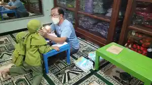 pemeriksaan-kesehatan-KB-dan-RA-Al-Baraakah.jpg