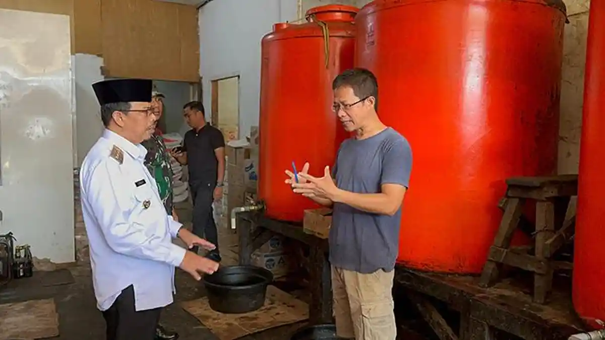 Pj Bupati Mempawah Bersama Stakeholder Sidak Ketersediaan Migor Curah di Pinyuh