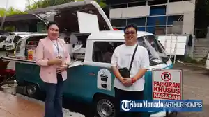 Fernando-Tjiabrata-owner-UMKM-Food-Truck-Ree-Cup-di-seputaran-kantor-Wali-Kota-Manado.jpg