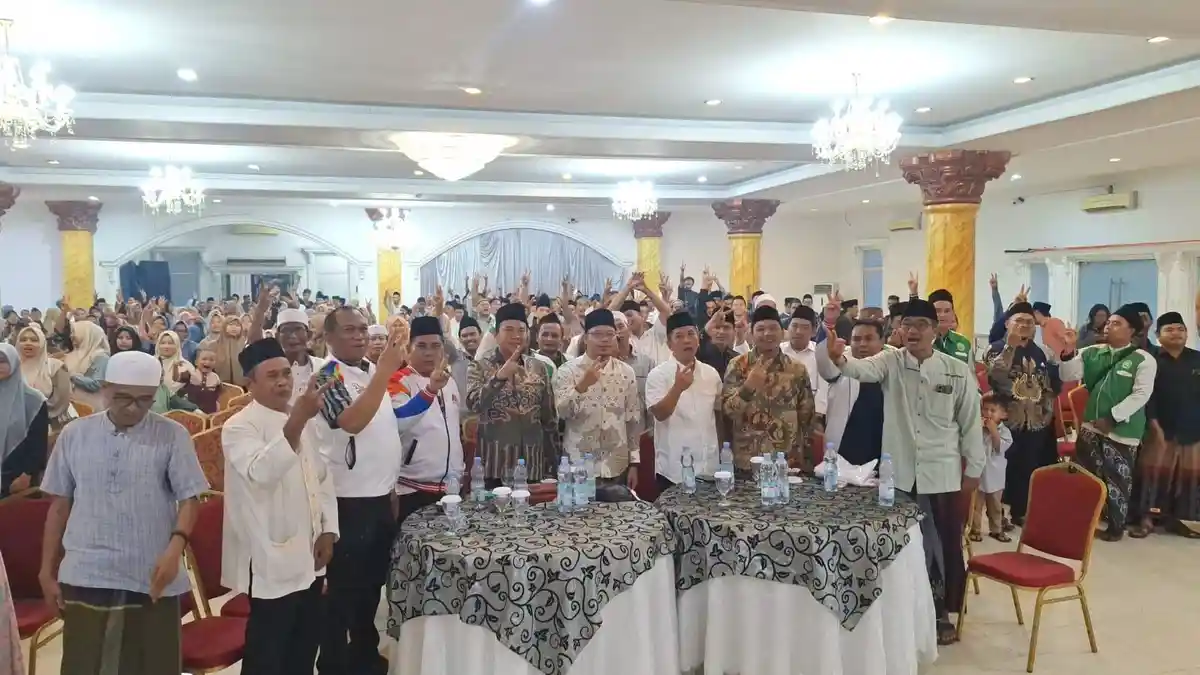 Alumni Pesantren Cipulus Deklarasi Dukung Aep Syaepuloh-Maslani di Pilkada Karawang