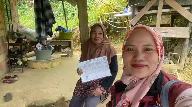 Kisah Esti Kiki, Pendamping PKH yang Tetap Verifikasi Data Bansos Meski Berpuasa