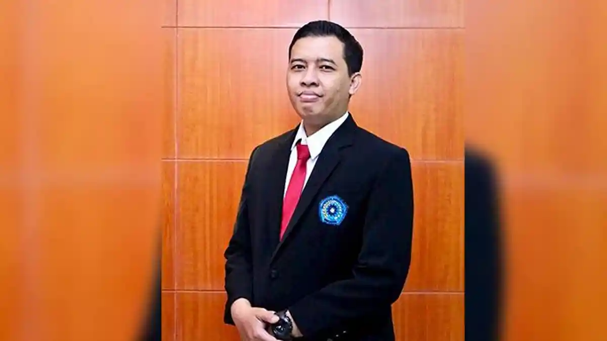 Sang Tengu Menantang Goliath: Inspirasi dari Seorang Dosen Muda
