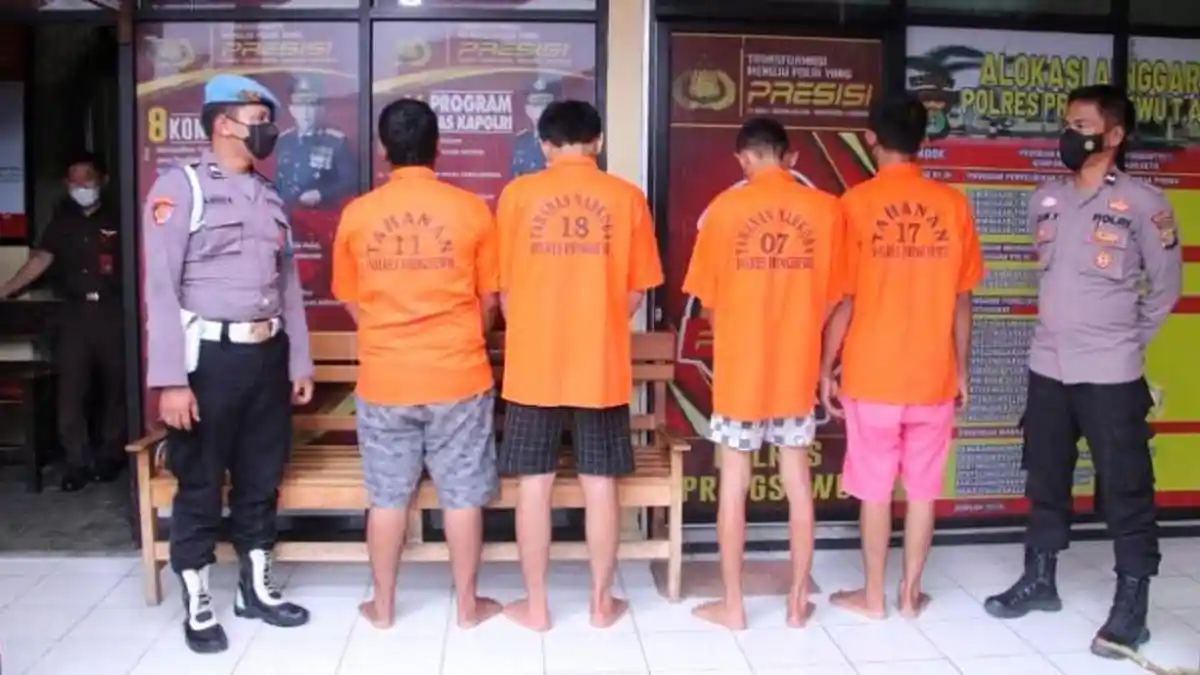 Polres Pringsewu Amankan 4 Penyalahguna Sabu Berikut 3 Paket Seberat 2,53 gram