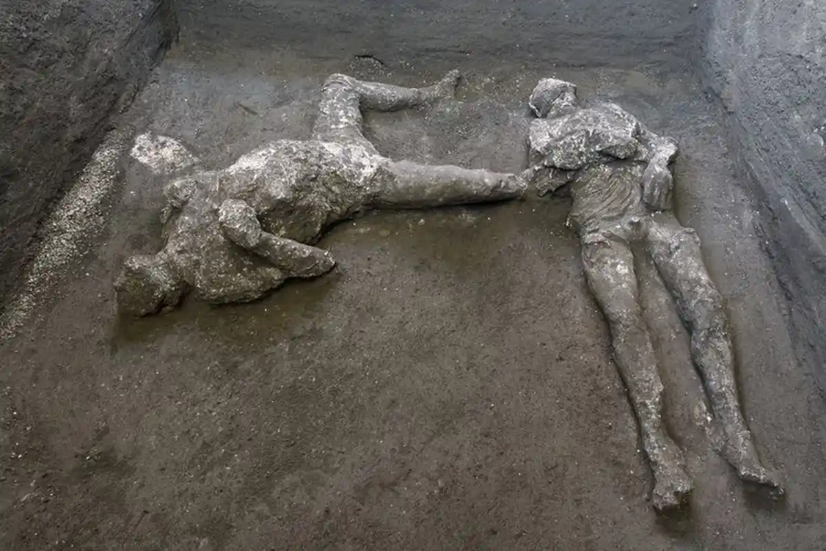 2 Jasad Penduduk Pompeii Ditemukan, Melarikan Diri dari Letusan Gunung Vesuvius 2.000 Tahun Lalu