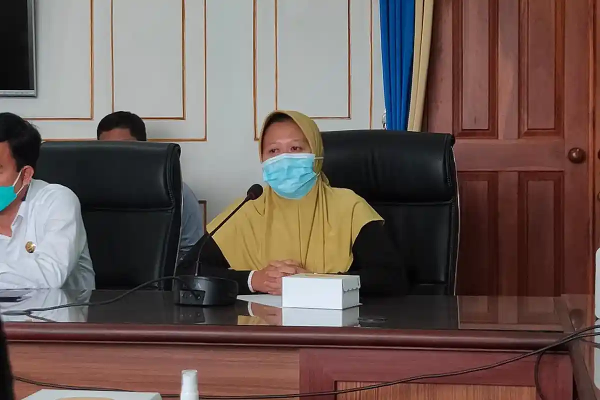 OJK Malang akan Fasilitasi Mantan Guru TK yang Terlilit Utang Pinjaman Online Ilegal