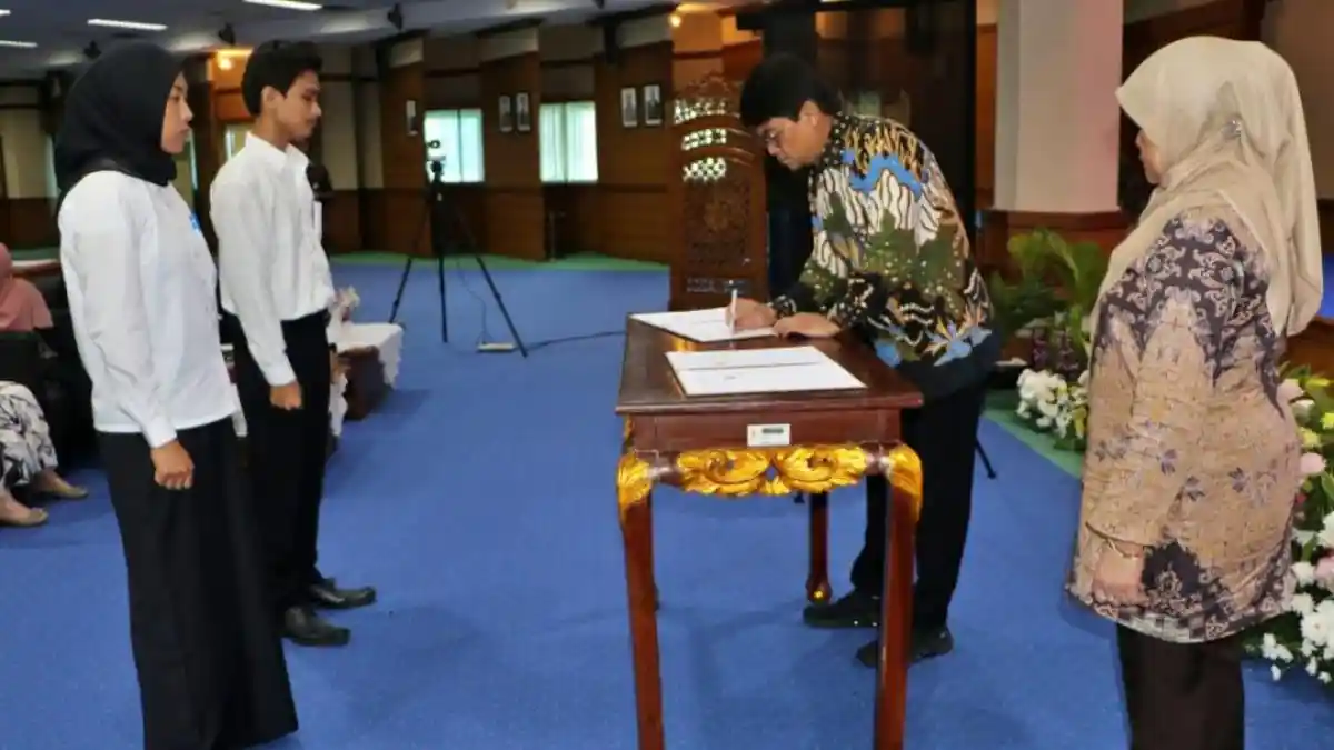 Gercep! PPPK Paruh Waktu 2025 Segera Terima Gaji Pertama, Simak Tahapan Terbitnya Nomor Induk dan SK