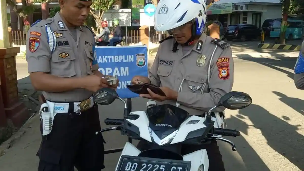 Propam Polres Jeneponto Gelar Operasi Gaktiblim, 4 Polisi Melanggar, Ini Sanksinya