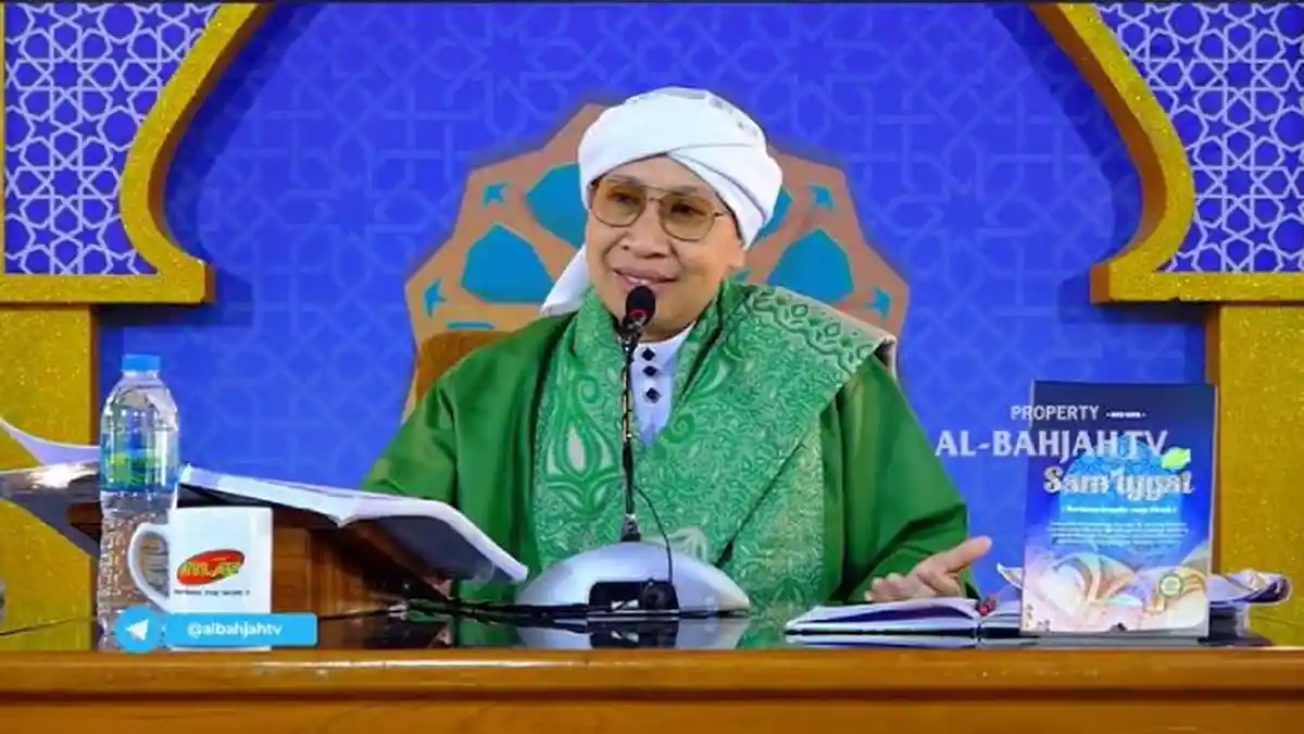 Buya Yahya Bagikan Kunci Rumah Tangga Langgeng : Bahagia Jika Menemukan Kekurangan pada Pasangan