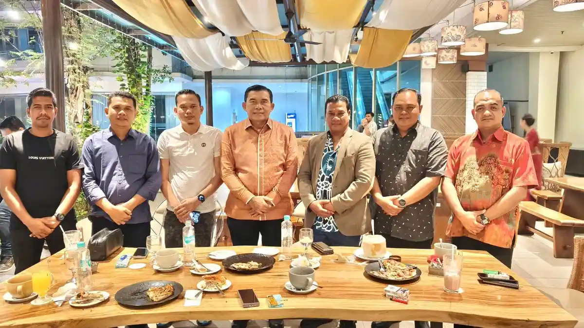 Pj Bupati dan Bupati Terpilih Simeulue Silaturrahmi Dengan HRD 