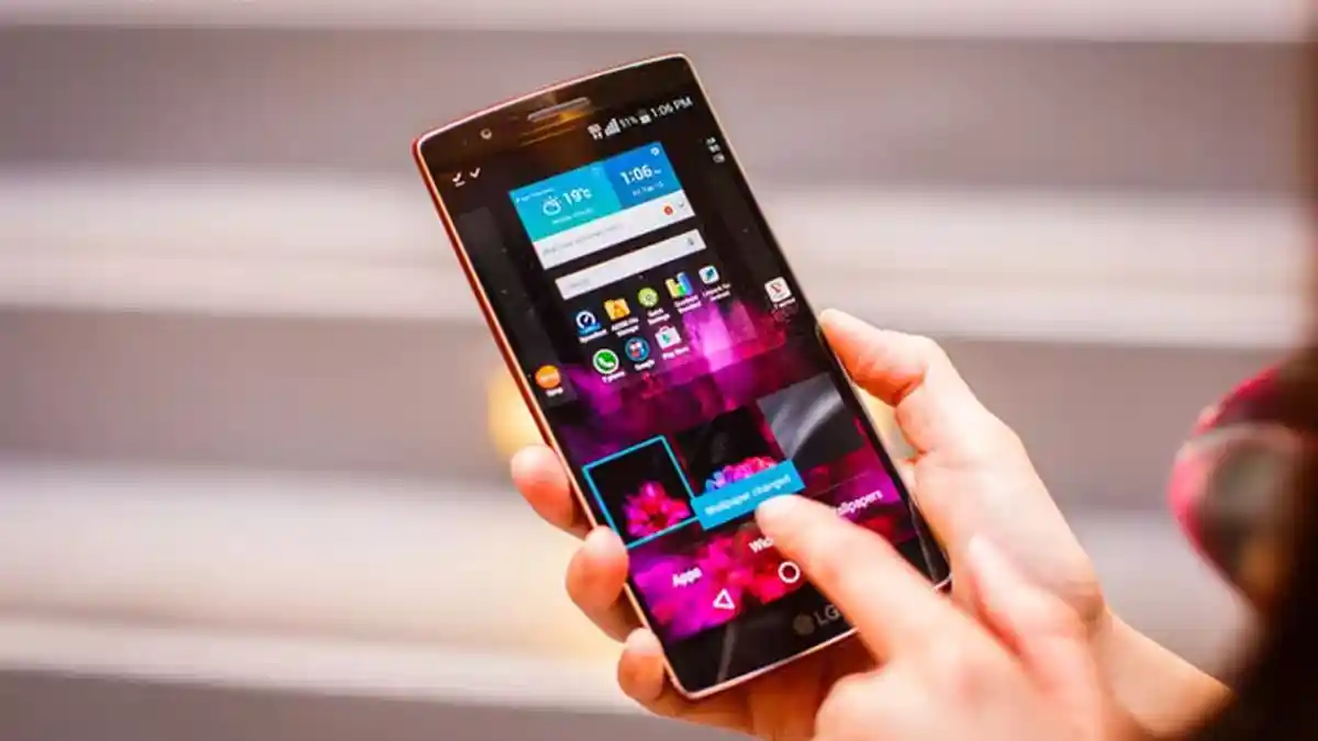 Smartphone Layar OLED - Mulai Sejutaan, 3 Varian Ponsel Ini Sajikan ...