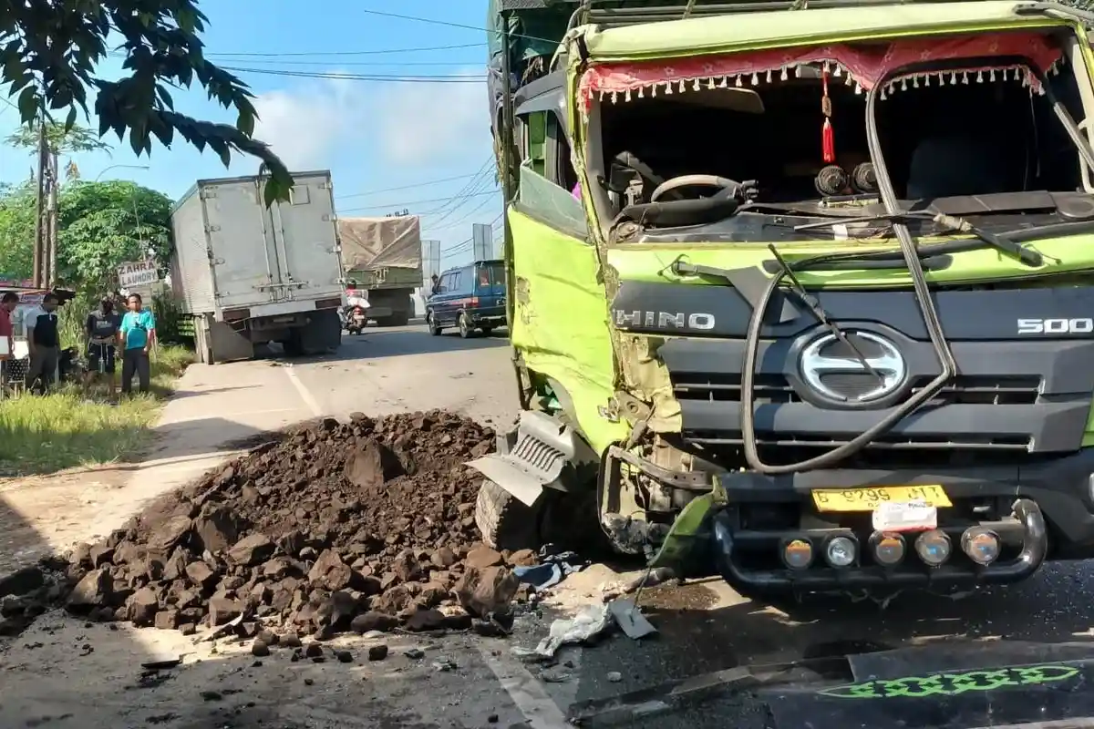 Kecelakaan Beruntun di Lingkar Barat Jambi Sebabkan Kemacetan hingga 4 Km