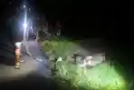 Mayat Pria Misterius Ditemukan di Tepi Sawah Kediri, Kondisi Luka Diduga Akibat Terseret Kendaraan