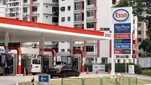 Pombensin-di-Singapura.jpg