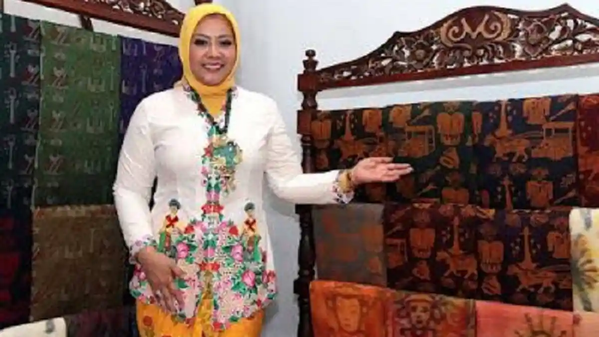 Pemerintah Harus Segera Tetapkan Hari Tenun dan Songket Nasional