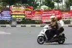 Karangan Bunga untuk Jokowi-Maruf Amin