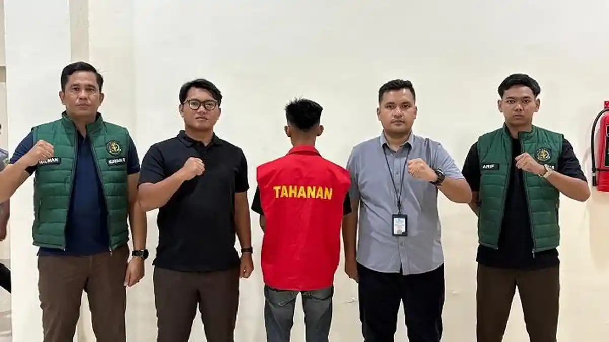 Buron 4 Pekan, Tim Tabur Kejari Aceh Selatan Tangkap DPO Kasus Migas di Calang - Serambinews.com
