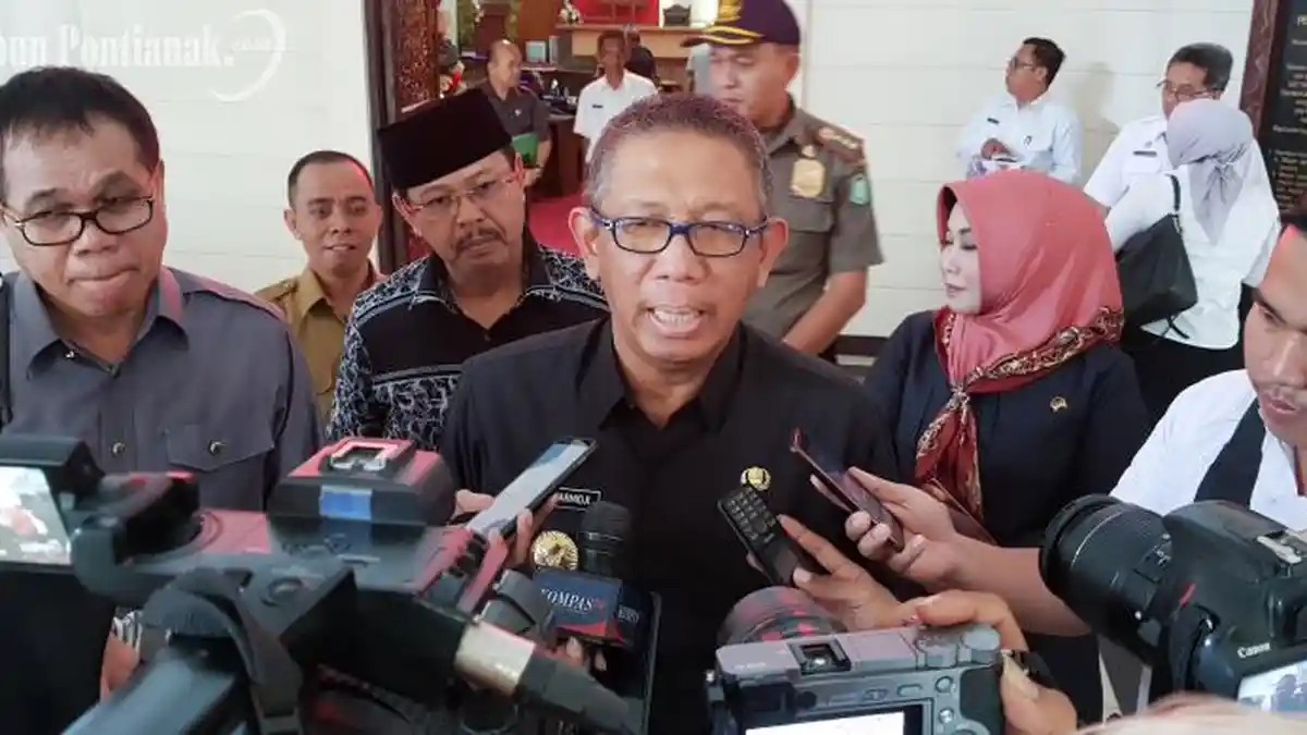 Sutarmidji Dukung Kreatifitas Anak-anak Daerah Dalam Membatik