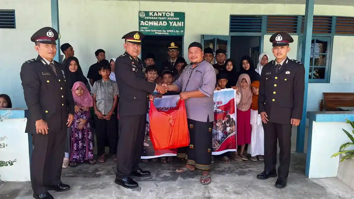 Hari Bhayangkara ke-80, Polres Singkawang Berbagi Kebahagiaan Bersama Anak Panti Asuhan Ahmad Yani - Tribunpontianak.co.id