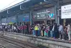 stasiun-bogor-saat-libur-lebaran-2024.jpg