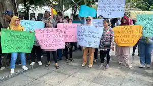 Polemik-Relokasi-Teras-Malioboro-2-Terus-Bergulir-Tidak-Semua-Pedagang-Menolak-1.jpg