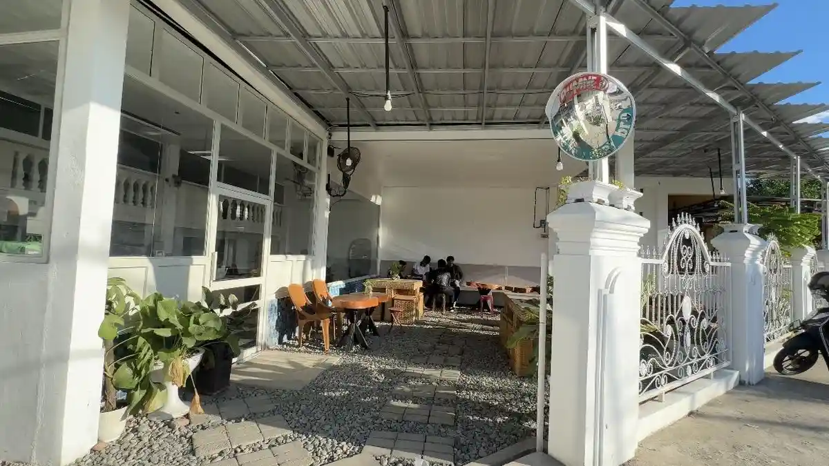 Cafe Rumne Sidrap Siapkan Layar Lebar untuk Nobar Piala Dunia 2026