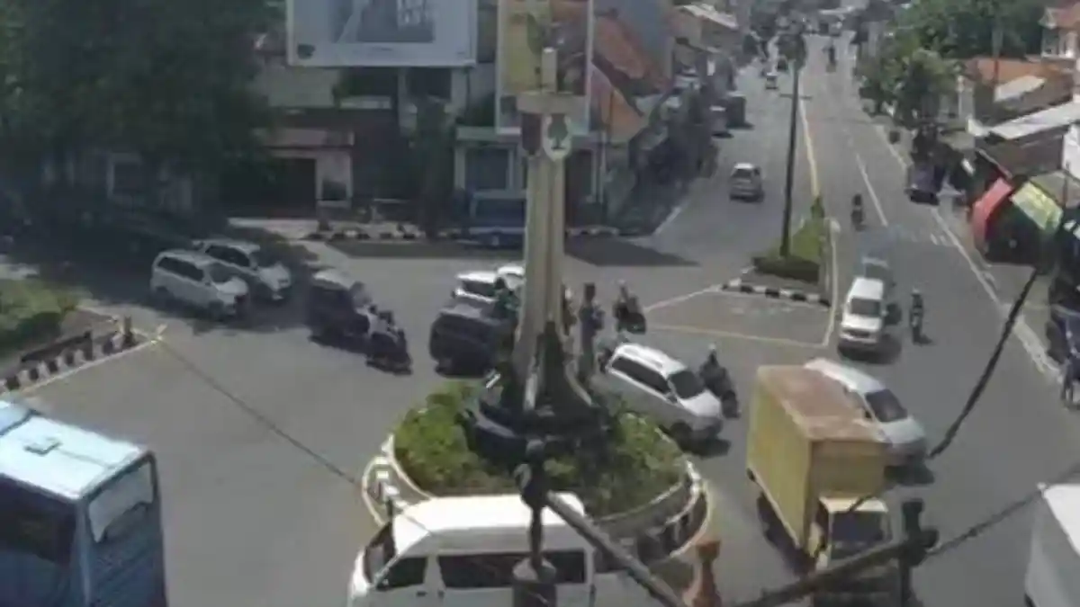 Update Lalu Lintas di Sukoharjo : Didominasi Plat Nomor Luar Kota, Tapi Masih Ramai Lancar
