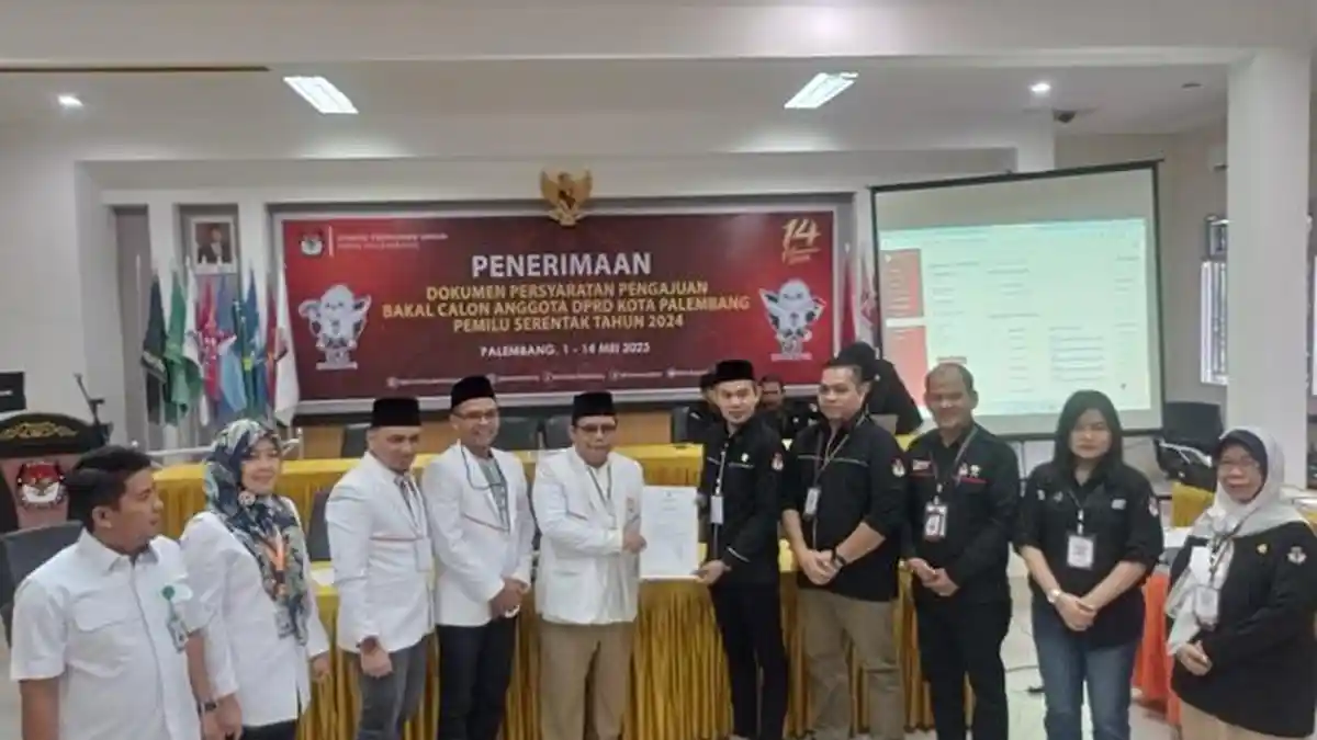 Daftarkan Bacaleg ke KPU, PKS Palembang Pasang 4 Incumbent dan 30 Persen Keterwakilan Perempuan