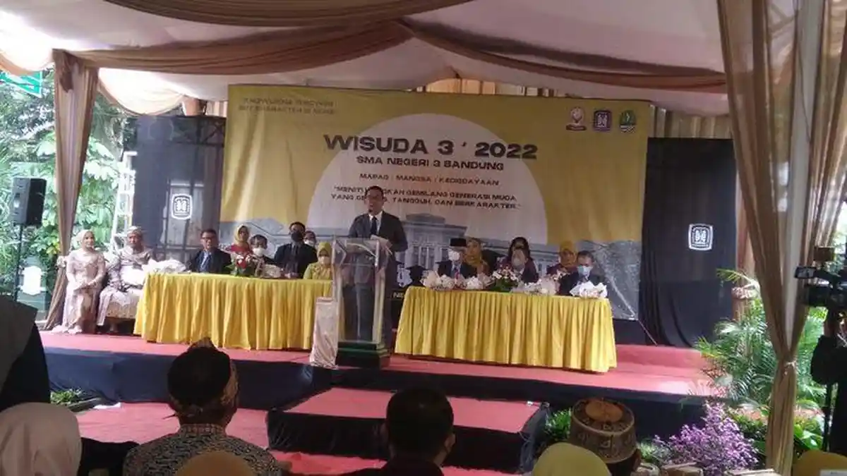 Ridwan Kamil Ceritakan Awal Mula Eril Bersahabat dengan Satpam SMAN 3 Bandung, Ada Kisah Sepeda