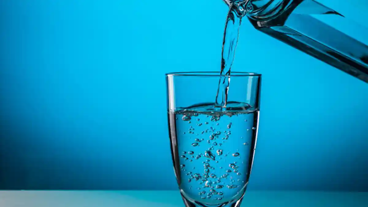 5 Tips Agar Tak Mudah Dehidrasi Saat Puasa Ramadhan 2021, Perhatikan Takaran Air Putih yang Diminum