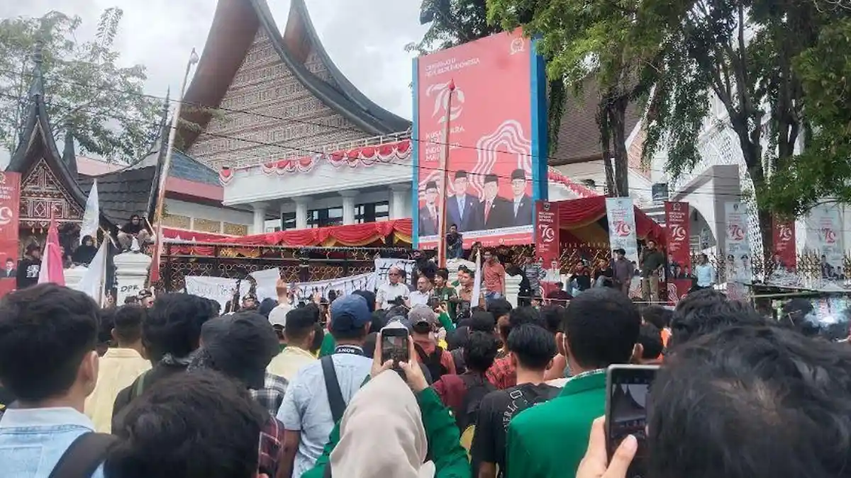 Ketua DPRD Sumbar Dukung Aksi Mahasiswa Kawal Putusan MK tentang UU Pilkada 2024