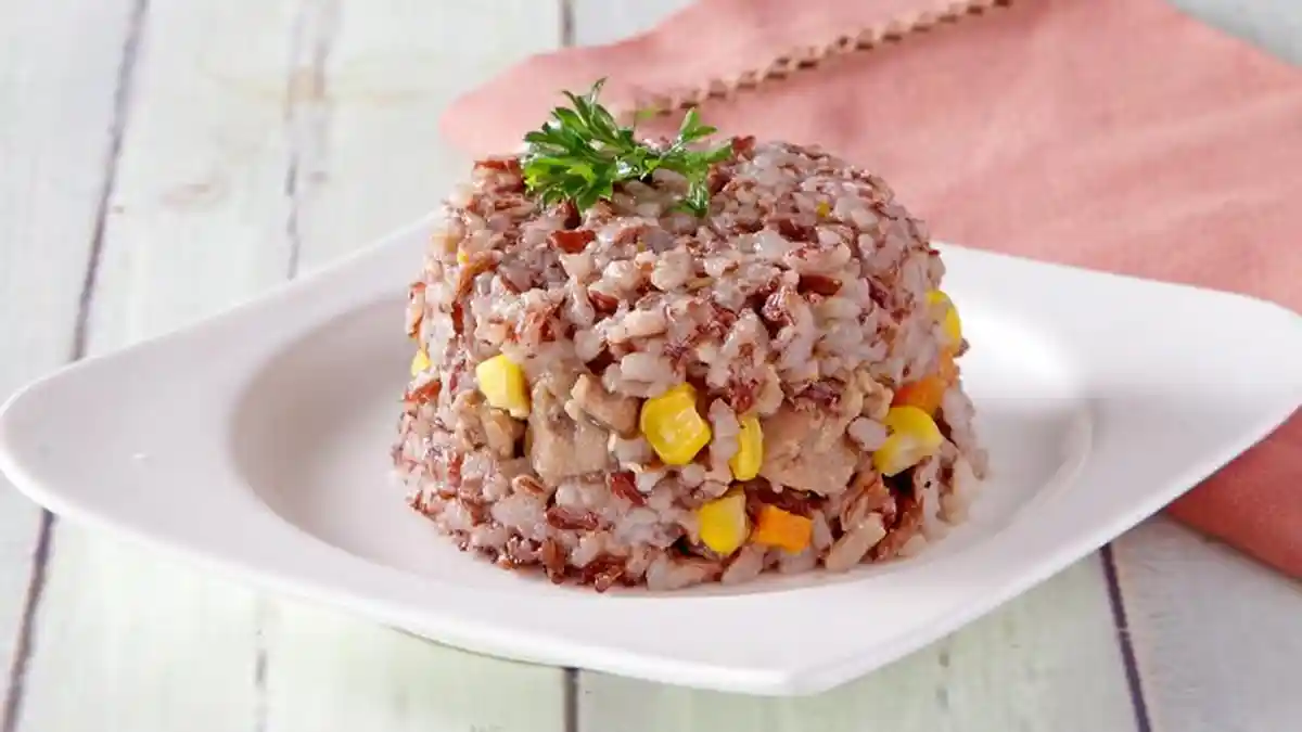Cara Memasak Nasi Merah yang Enak dan Sepulen Nasi Putih