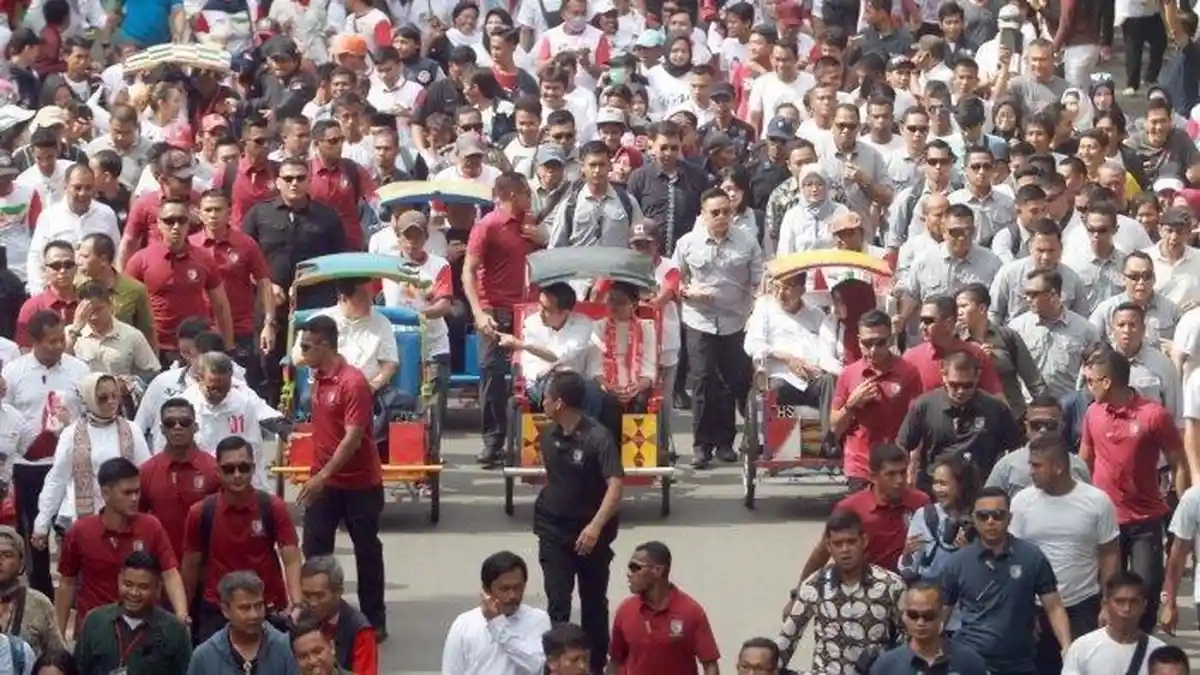 Kisah Suadi, Becaknya Ditumpangi Capres Jokowi dan Iriana Saat Kampanye di Makasar, Sangat Bahagia