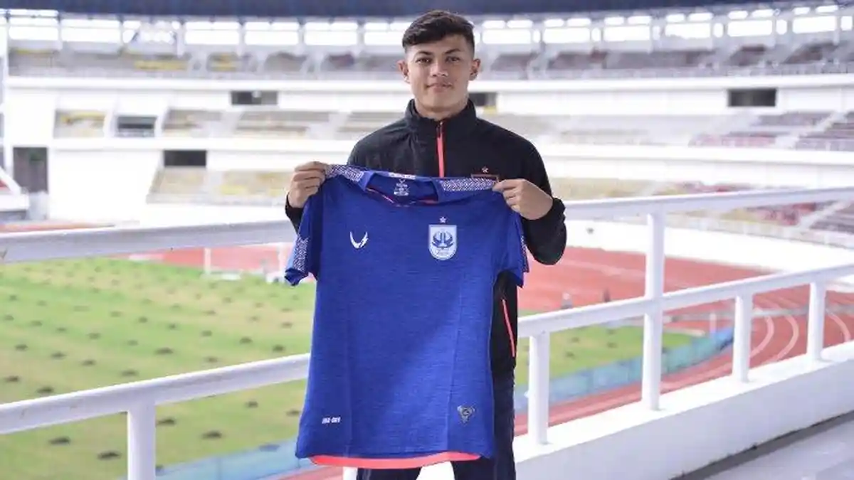 PROFIL LENGKAP Alfeandra Dewangga Santosa Bek Timnas dari Klub PSIS Semarang Kelahiran 2001