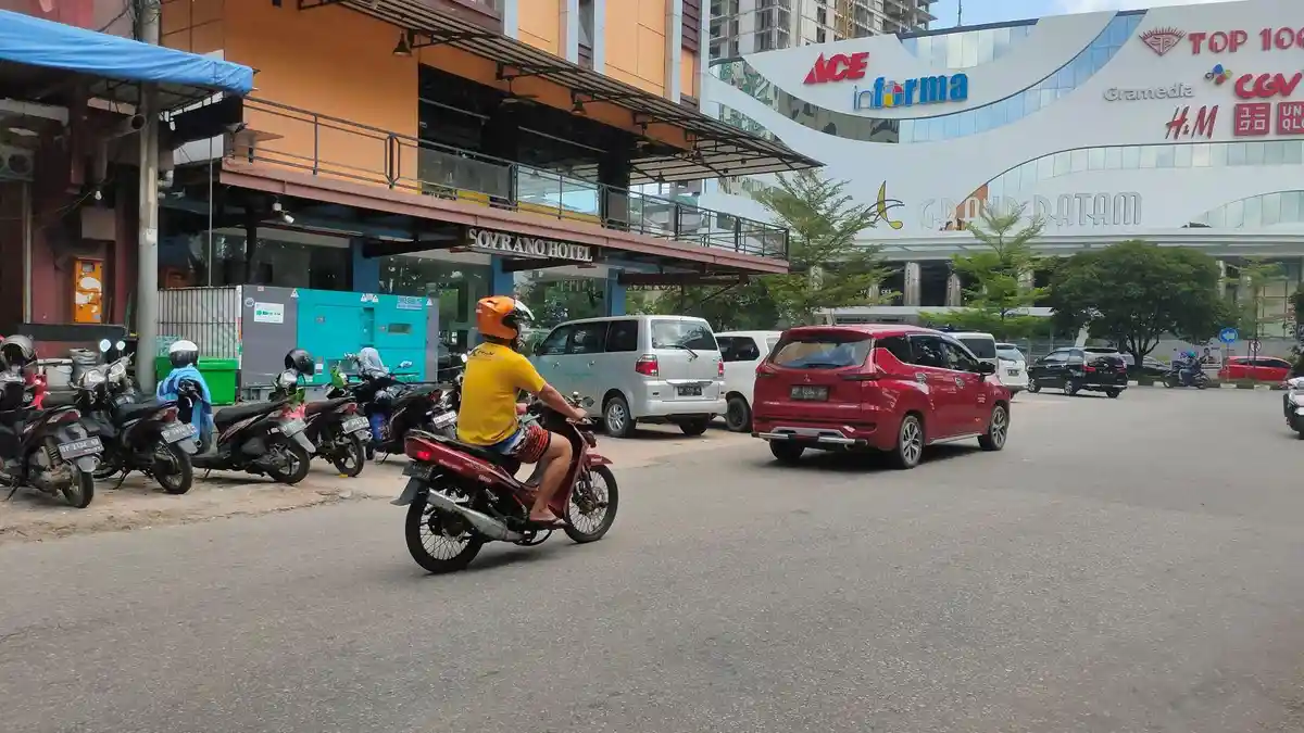 KESAKSIAN Warga Batam saat Seorang Bule Asal Belanda Dijambret, Dikira Lagi Bercanda