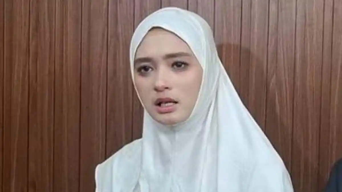 Inara Rusli Klarifikasi Isu Psikolog dan Bantah Sakiti Hati