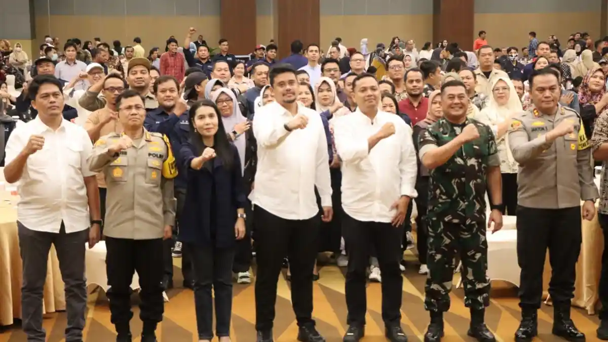 Kapolrestabes Medan Hadiri Rapat Koordinasi Persiapan dan Distribusi Logistik Pemilu