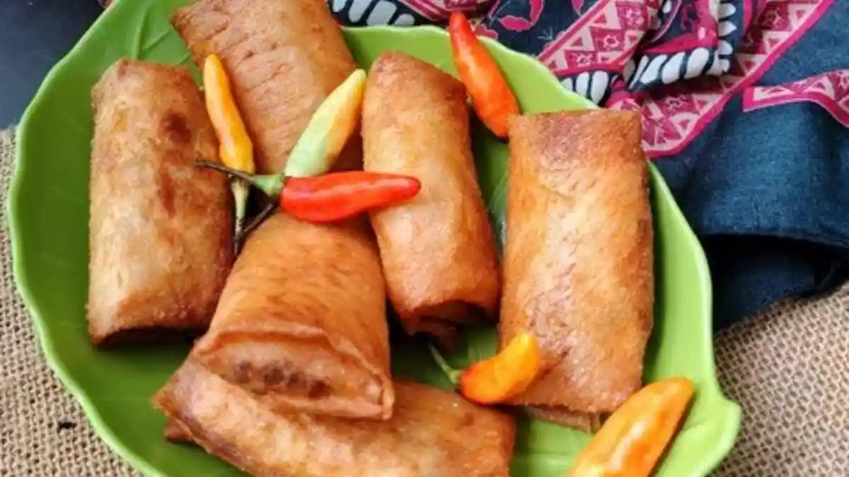 Resep Lumpia Isian Bakso Tahu Goreng untuk Camilan di Rumah