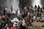 Pengunjung Curug Cinulang Berkurang